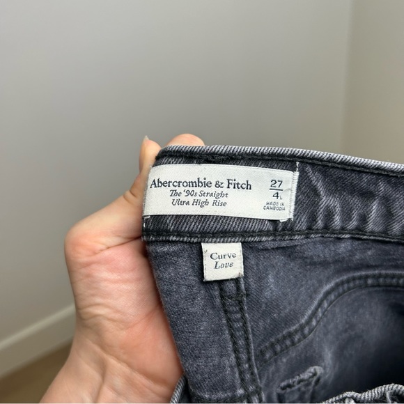 Abercrombie & Fitch The 90's Straight Ultra High Rise Black Jean Curve Love 4L - Picture 9 of 9